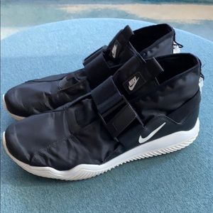 Nike Komyuter, size 12